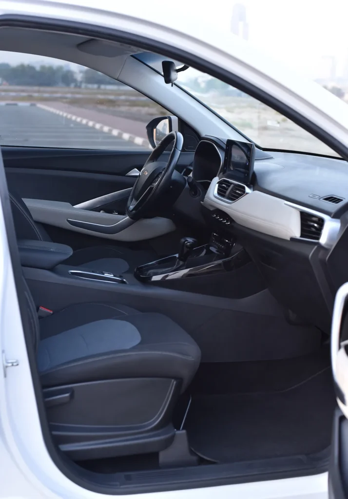 Audi Q5 rental Dubai perfect for city rides and long trip