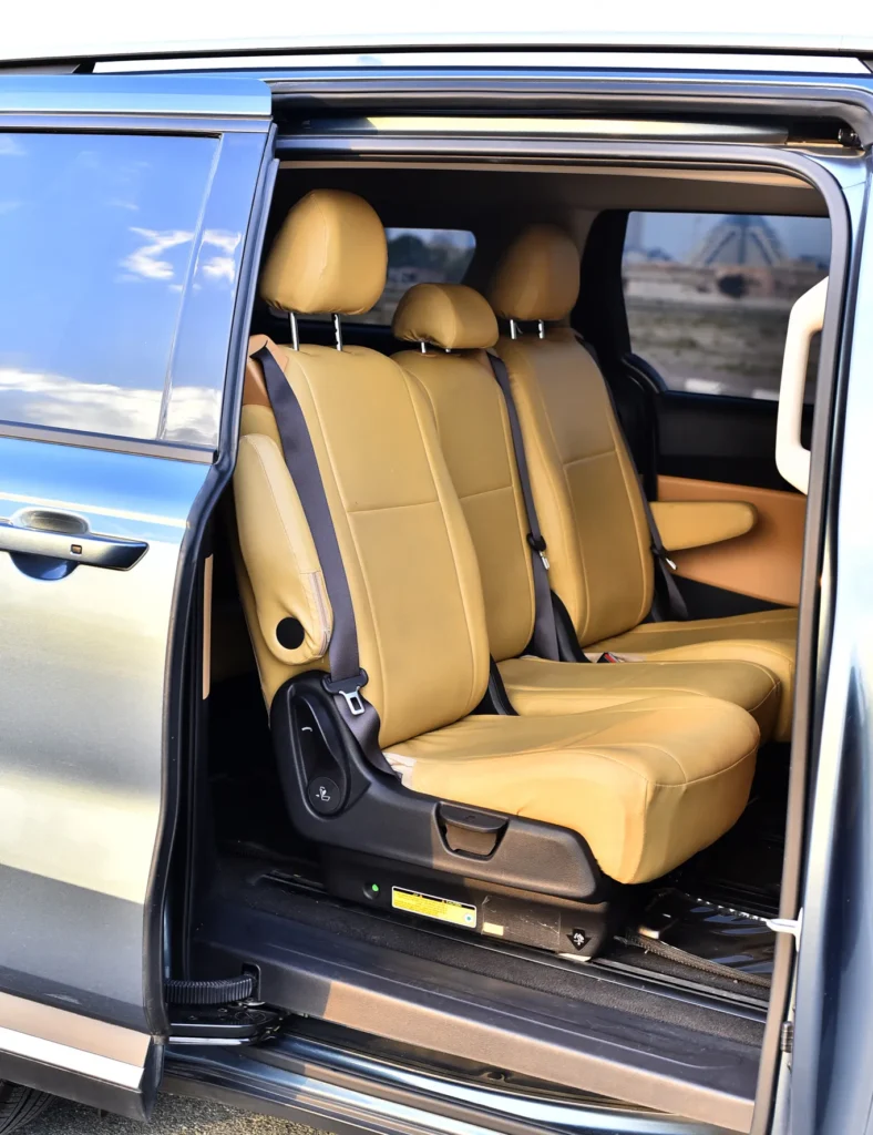 Rent Kia Carnival in Dubai – Premium MPV for Group Travel