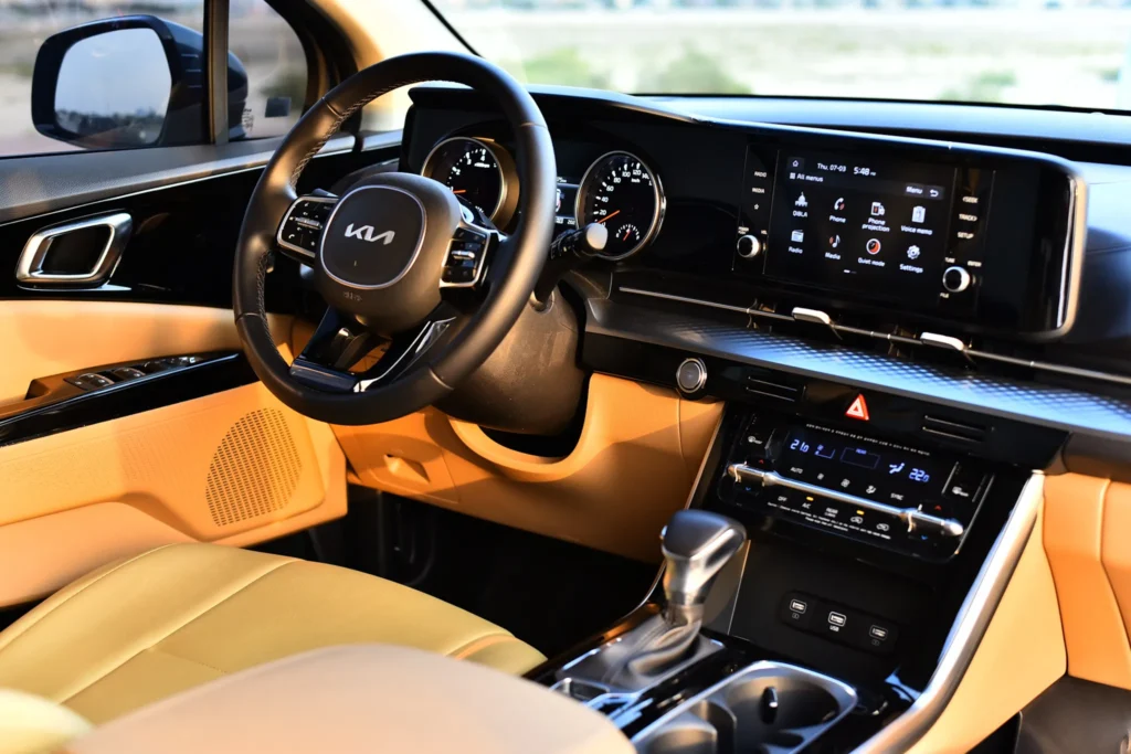 Kia Carnival car rental Dubai ideal for vacations, road trips, and sightseeing