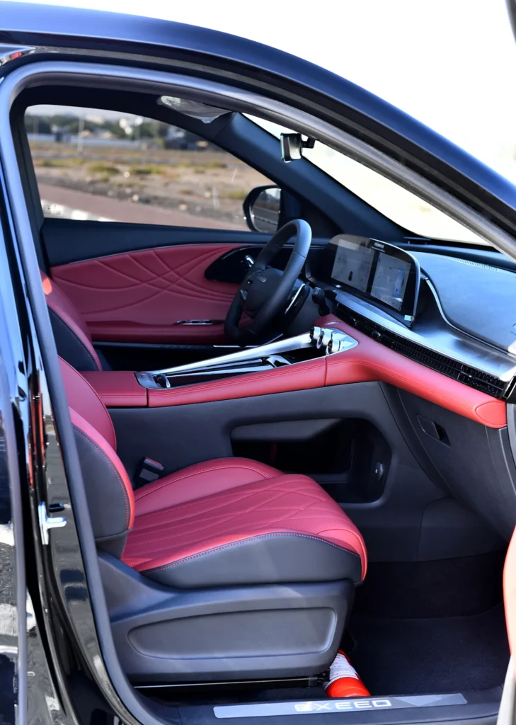 Hire Exeed RX in Dubai for advanced technology and safe driving